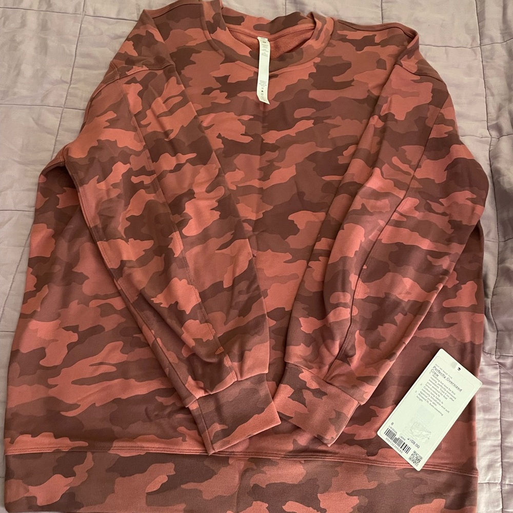 NWT Lululemon Perfectly oversized crew.